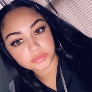 Meet your Posher, Destiny